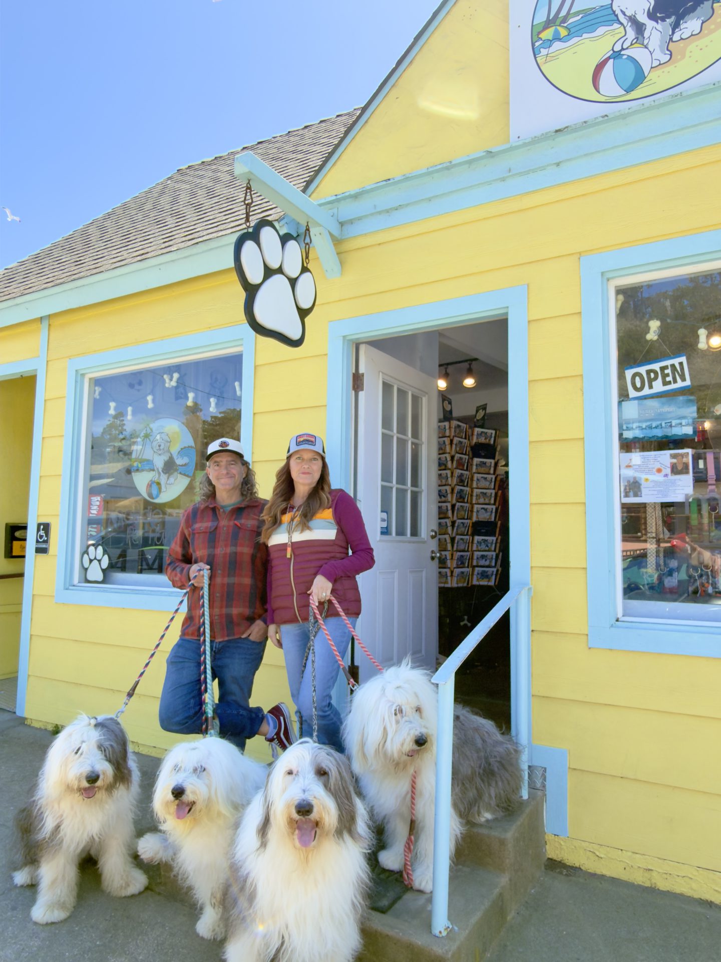 IMG_4107 copy A twighlight view of the front of Robin's Restaurant on a clear evening.